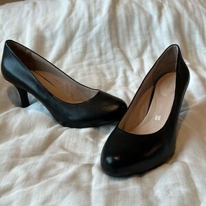 Rockport Black Pumps Heels 9.5 W